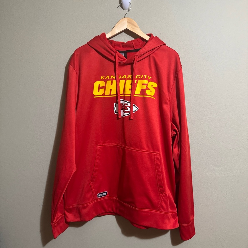 NFL Team Apparel Size XXL Men Red Pullover Kansas City Chiefs Long Sleeve Hoodie